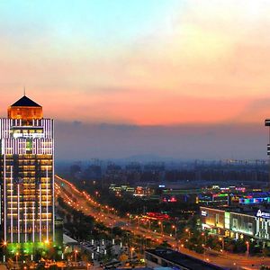 Zhangjiagang Zhonglian Gdh International Hotel